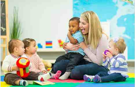 Assistante maternelle à Vars